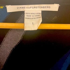 Mid style designer wool sweater dress size large